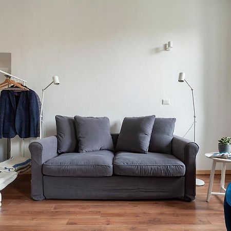 A Central Quiet Sunny Studio In Verbania Eksteriør billede