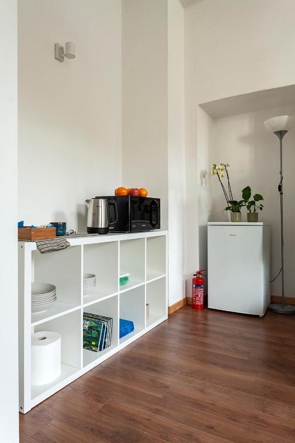 A Central Quiet Sunny Studio In Verbania Eksteriør billede