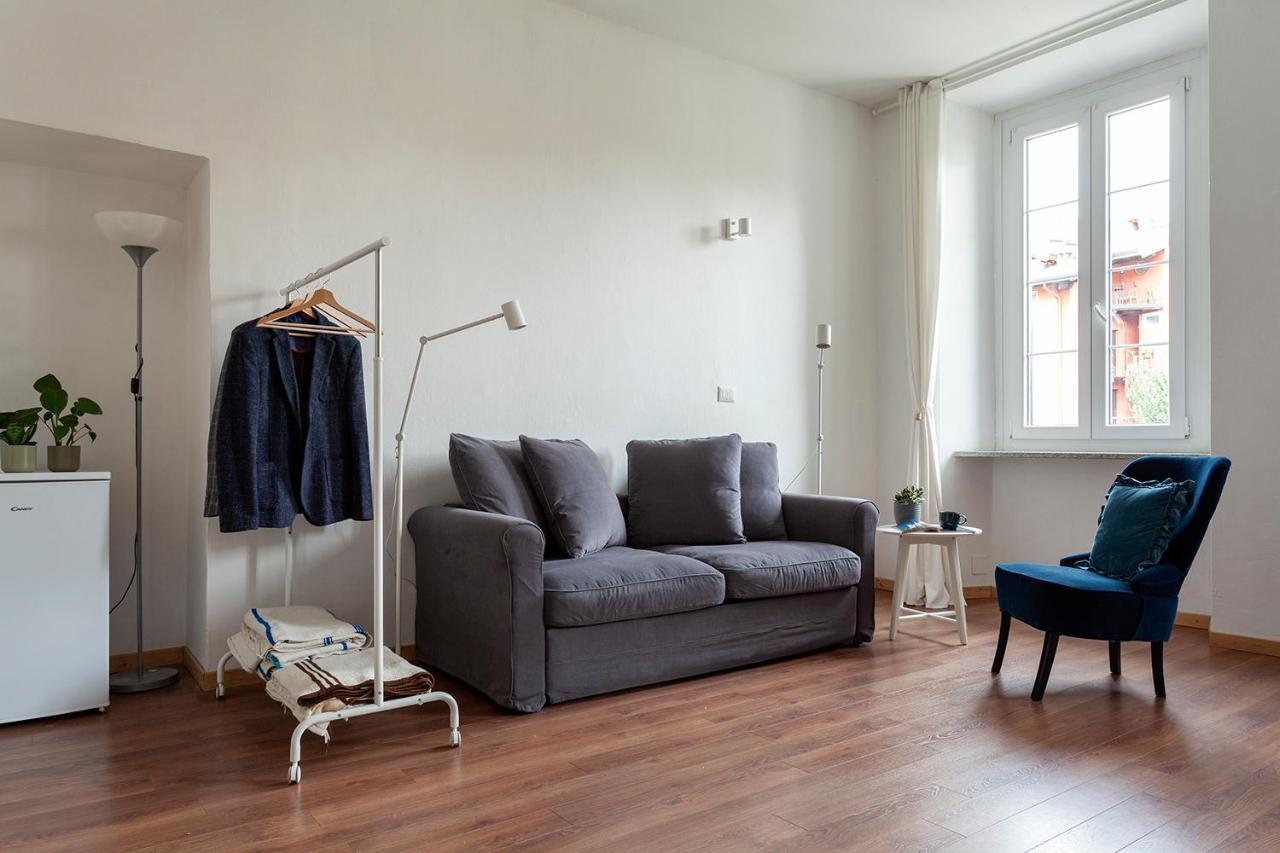 A Central Quiet Sunny Studio In Verbania Eksteriør billede